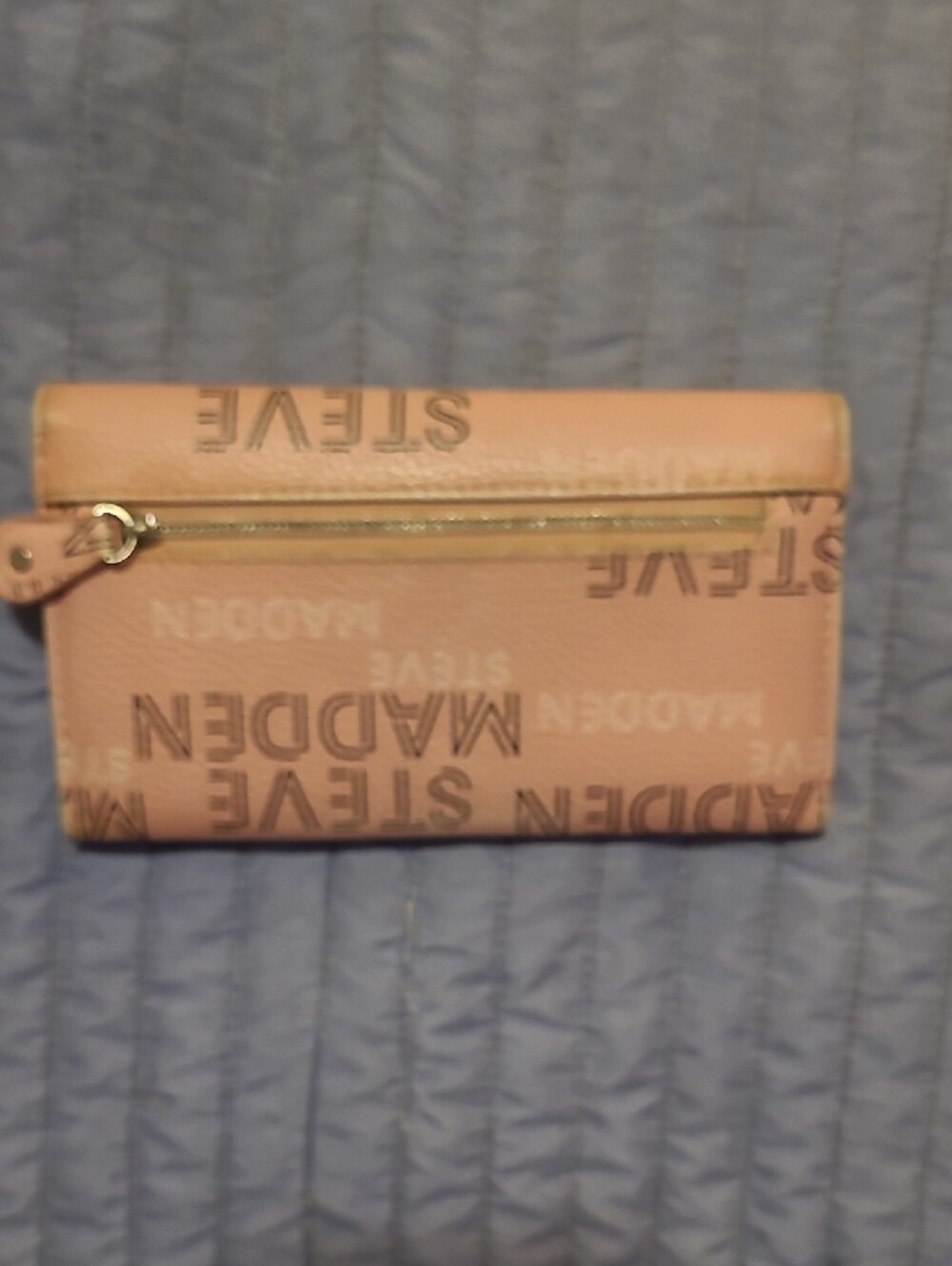 Steve Madden Blush Pink Logo Fold-Over Wallet - Picture 3 of 7